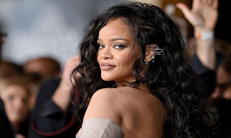 Rihanna-singer