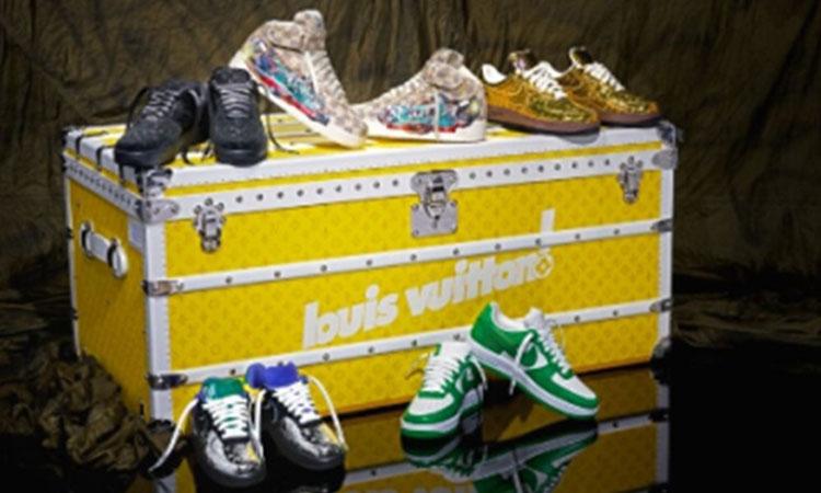 Auction-Featuring-Sneakers-Streetwear-Collectibles