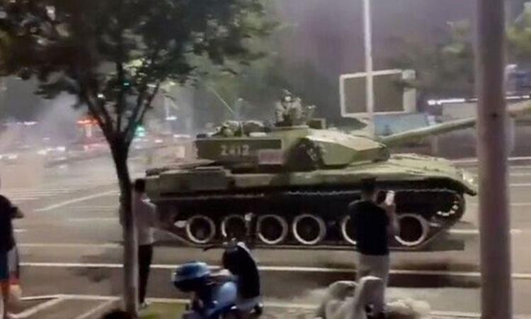 Several-military-tanks-China