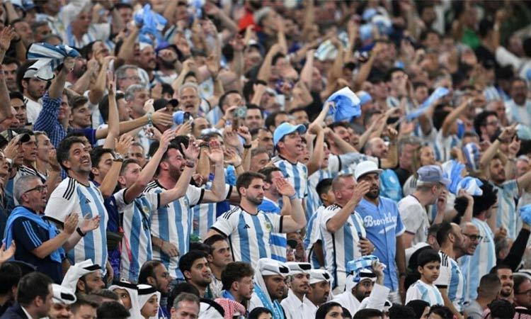 Argentina-fans-Qatar