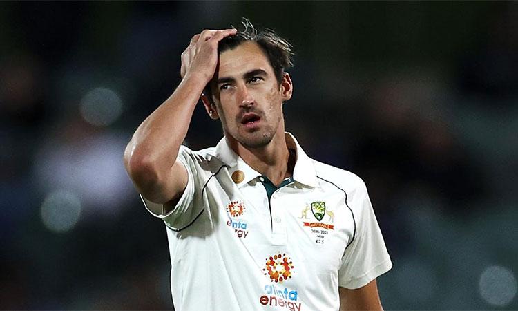 Mitchell-Starc-sent-for-scans-following-finger-injury-on-day-one-of-Boxing-Day-Test-against-SA
