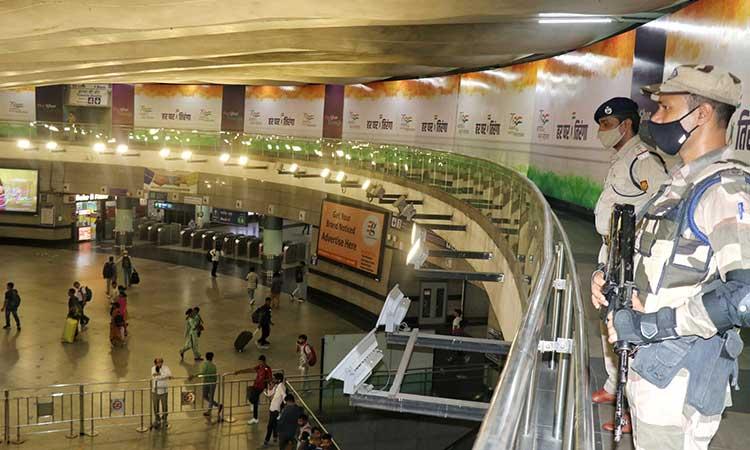 Rajiv-Chowk-metro-station