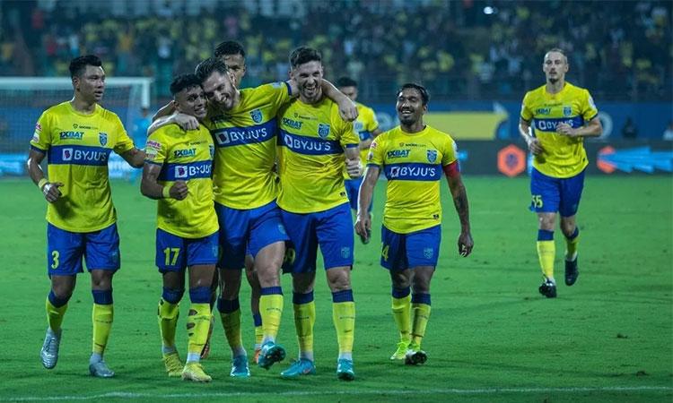 Kerala-Blasters-FC-jump-to-third-place-with-3-1-win-over-Jamshedpur-FC