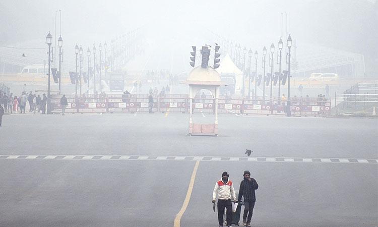 A-view-of-Vijay-Chowk-seen-hazy-due-to-dense-fog-on-a-cold-day-in-New-Delhi