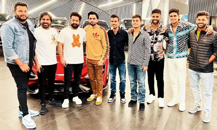 NTR-Jr-And-Indian-Cricket-Team