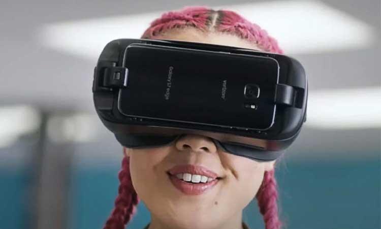 Samsungs-new-XR-headset-may-be-a-stand-alone-device