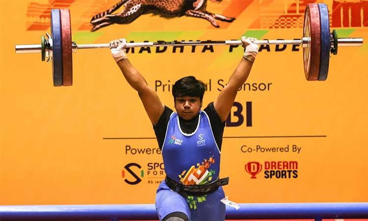 KIYG-2022-Four-more-national-youth-records-go-down-in-weightlifting-Maharashtra-continue-on-top