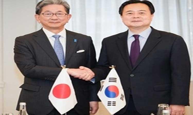 SKorea-Japan-seek-ways-to-mend-ties-in-bilateral-talks