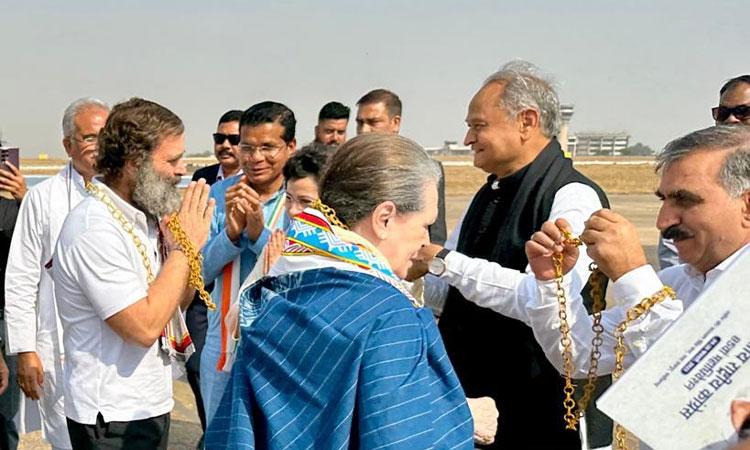 Rahul-Gandhi-And-Sonia-Gandhi