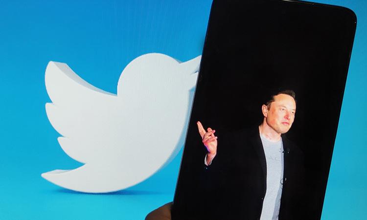 Elon-Musk-and-Twitter