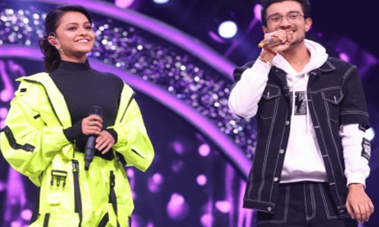 Tony-Kakkar-praises-'Indian-Idol-13'-contestant:-Your-voice-has-a-wide-range