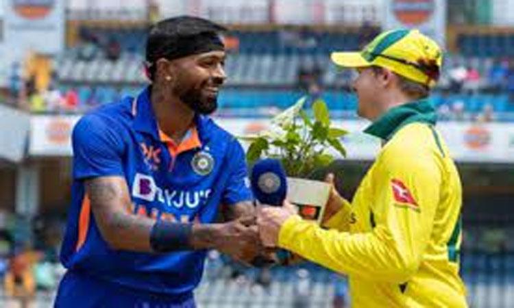 1st-ODI:-India-win-toss,-elect-to-bowl-first-against-Australia