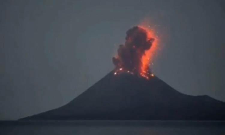 Anak-Krakatau-volcano