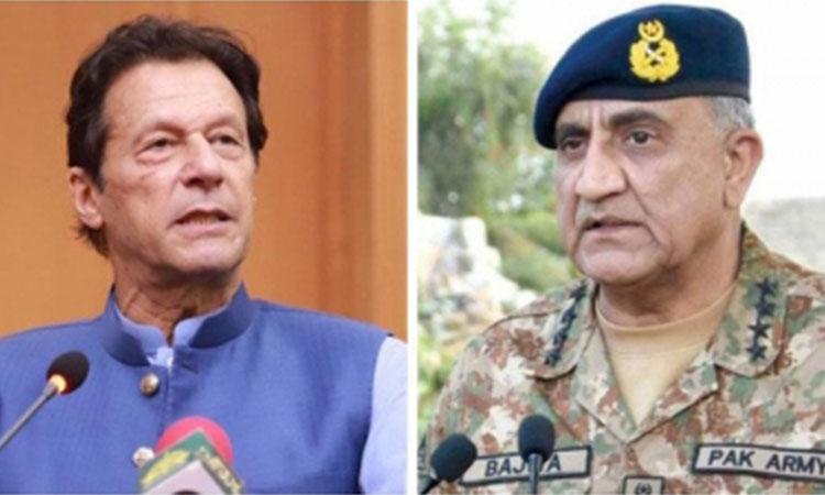 General-Bajwa-and-Imran-Khan