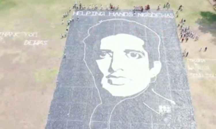 Sonu-Sood-potrait-by-rice