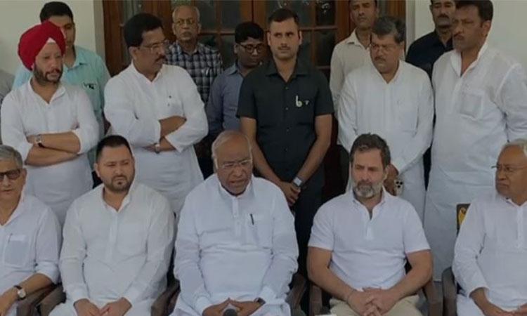 Opposition-party-leaders-meeting