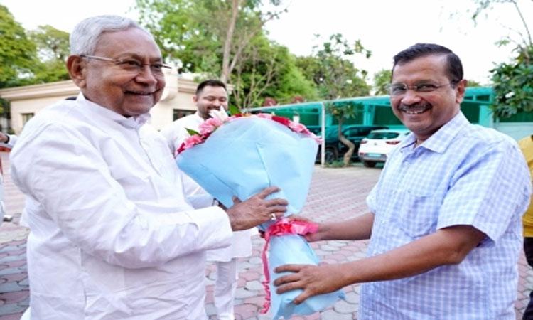 Nitish-Kejriwal