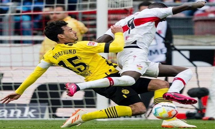 Relegation-threatened-Stuttgart-flabbergast-Dortmund-in-Bundesliga