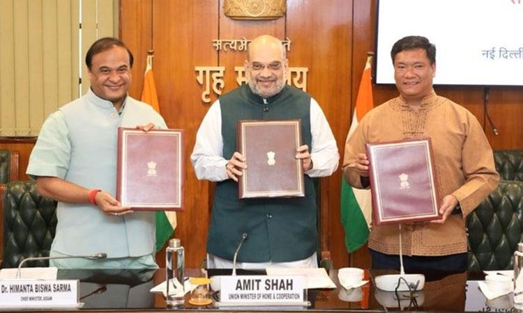 Assam-Arunachal-sign-agreement