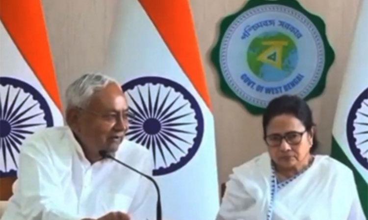 Mamata-Banerjee-And-Nitish-Kumar