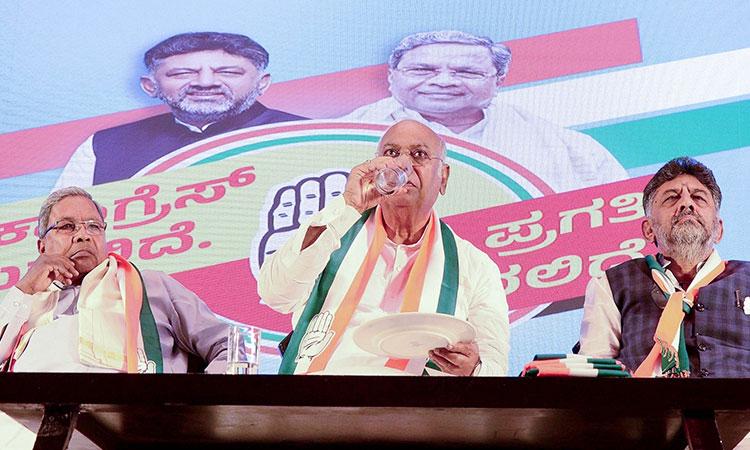 Mallikarjun-Kharge-Siddaramaiah-Shivakumar