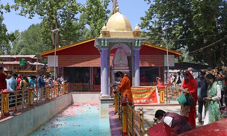 Mata-Kheer-Bhawani-Temple