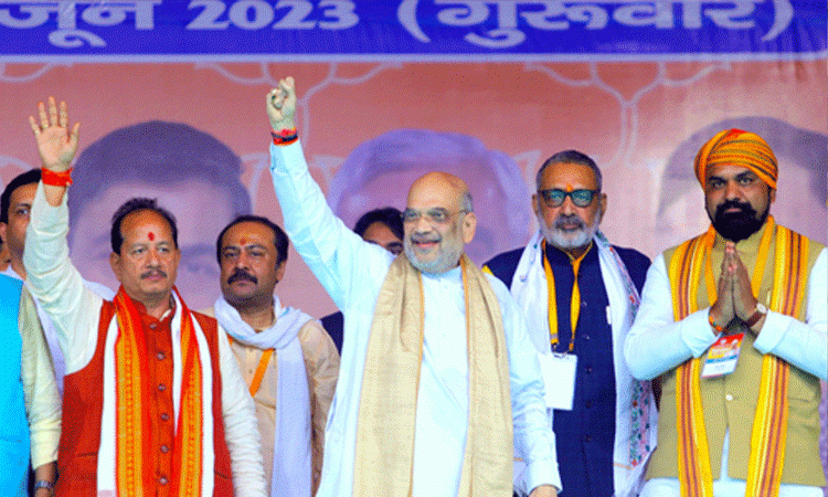 Congress-failed-to-launch-Rahul-Gandhi-despite-trying-for-20-years:-Amit-Shah