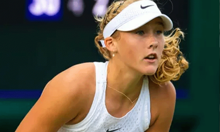 Wimbledon: Andreeva Moves Past Injured Krejcikova Into Third Round