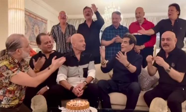 Rakesh-Roshan-celebrates-74th-birthday