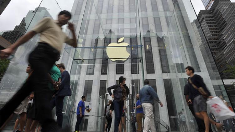 Apple-slides-as-China-plans-to-broaden-iPhone-ban