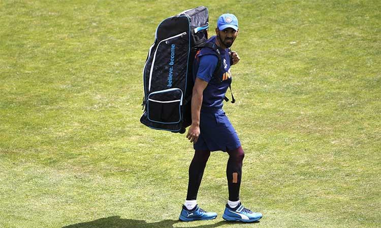 Bumrah returns-Rahul-replaces-Iyer-as-Pakistan-win-toss-elect-to-bowl-first-against-India
