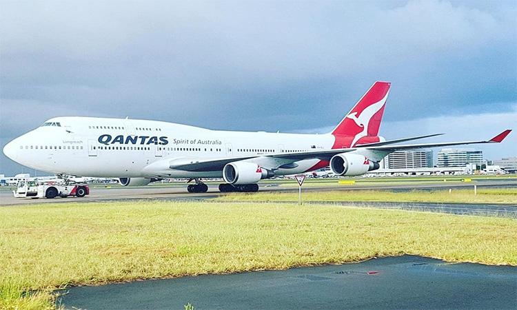Qantas-Airline