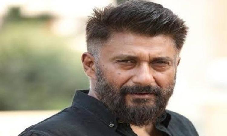 Vivek-Agnihotri-on-casting-wife-Pallavi-Joshi