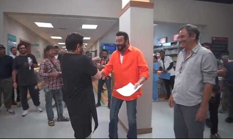 Circuit-in-viral-video-sparking-speculations-over-Munnabhai-3