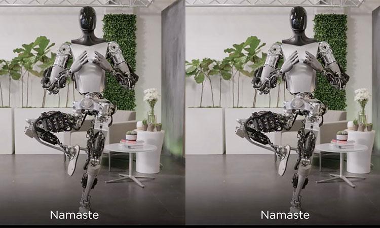 humanoid-robot-Yoga-Namaste