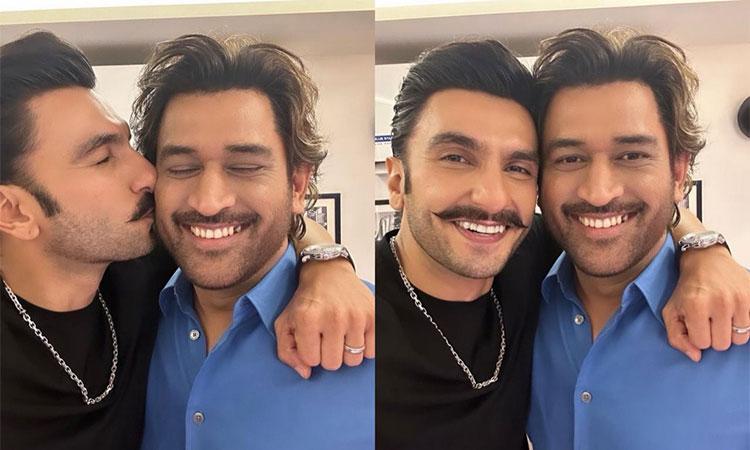 Ranveer-Singh-shared-pictures-with-Mahendra-Singh-Dhoni