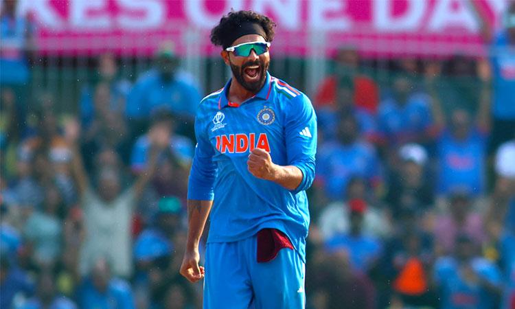 Ravindra-Jadeja-stars-as-spinners-help-India-bowl-out-Australia-for-just-199