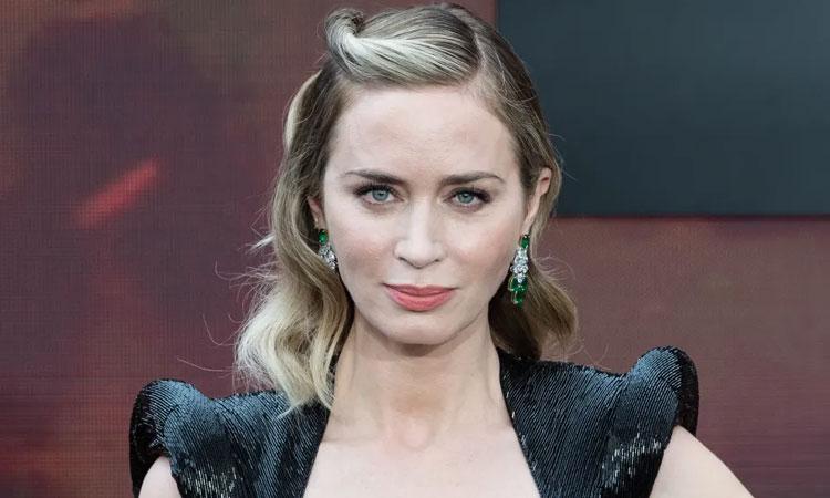 Emily-Blunt