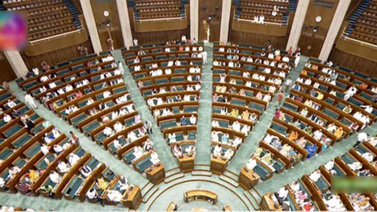 Parliament-Passes-Two-Jammu-and-Kashmir-Bills