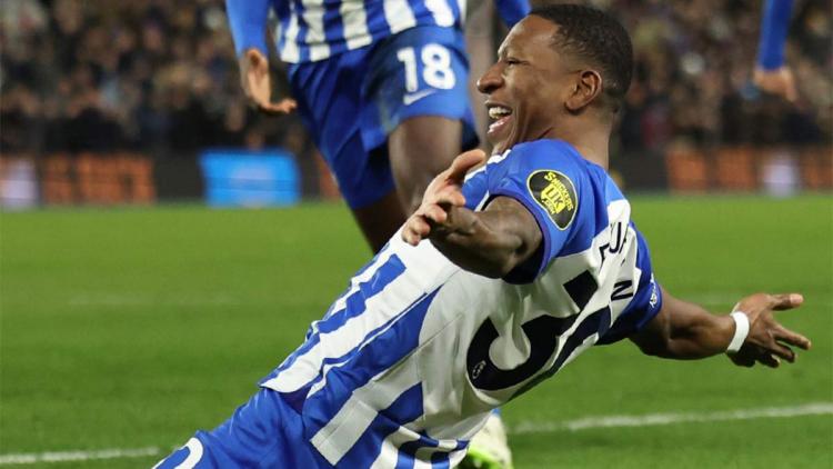 Brighton-Secures-Stunning-Victory-in-Six-Goal-Thriller-Against-Spurs