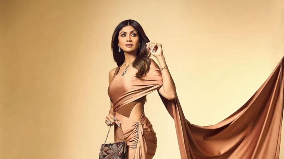 Shilpa Shines in Stunning Sari Gown Photoshoot