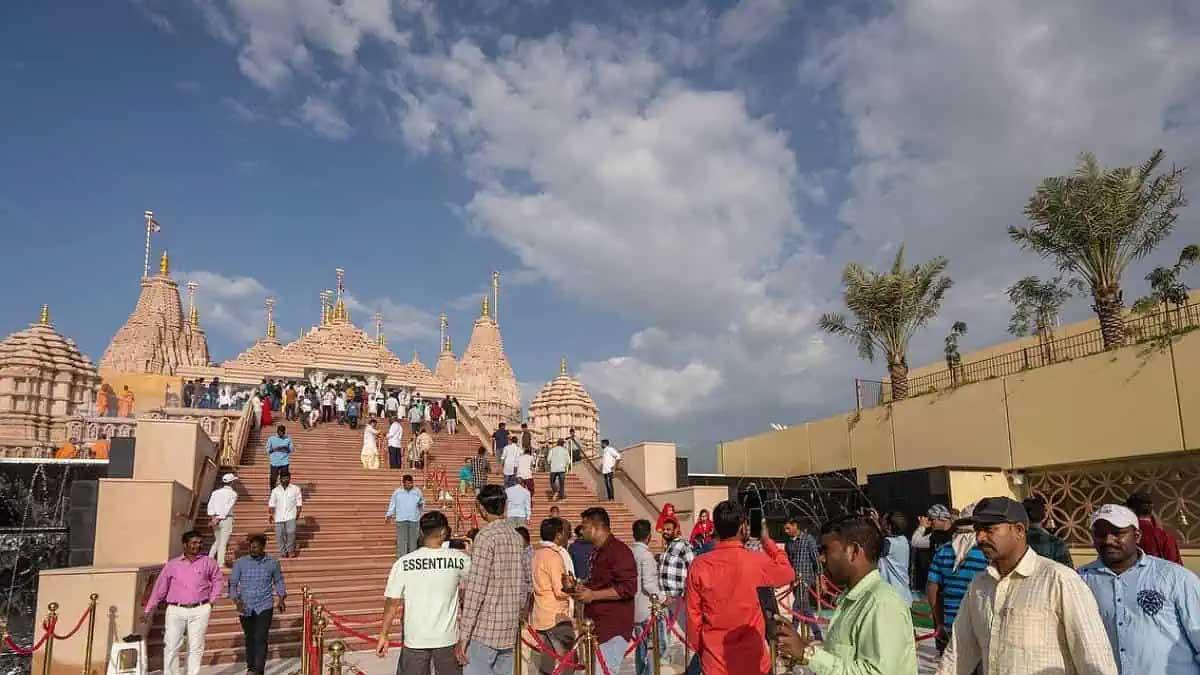 Shivratri-Celebrated-at-BAPS-Hindu-Temple-in-Abu-Dhabi