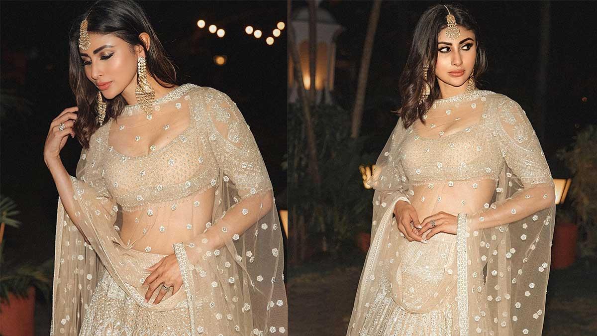 Mouni's-Golden-Lehenga-Radiance