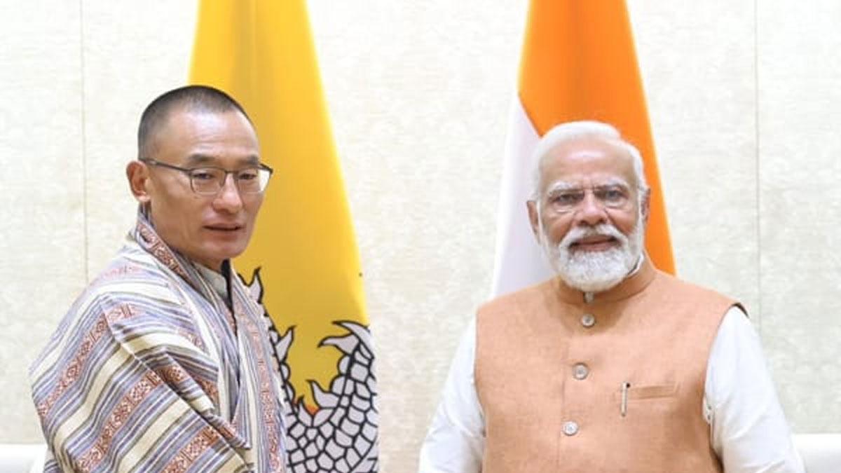 Prime-Minister-Narendra-Modi-with-his-Bhutanese-counterpart-Tshering-Tobgay.