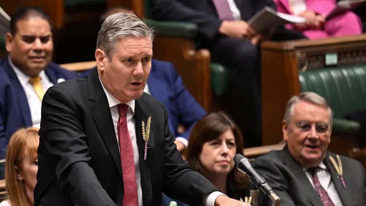 Sir-Keir-Starmer,-Leader-of-the-Opposition-speaks-during-Prime-Minister's-Questions,-at-the-House-of-Commons-in-London,-Britain