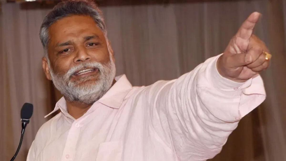 Former-MP-Rajesh-Ranjan-alias-Pappu-Yadav-has-claimed-he-helped-RJD-chief-Lalu-Prasad-to-become-the-Chief-Minister-of-Bihar-but-the-latter-has-always-cheated-him-in-return.
