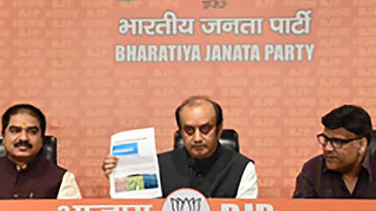 BJP-Mocks-Congress-for-Including-Thailand-Picture-in-Manifesto