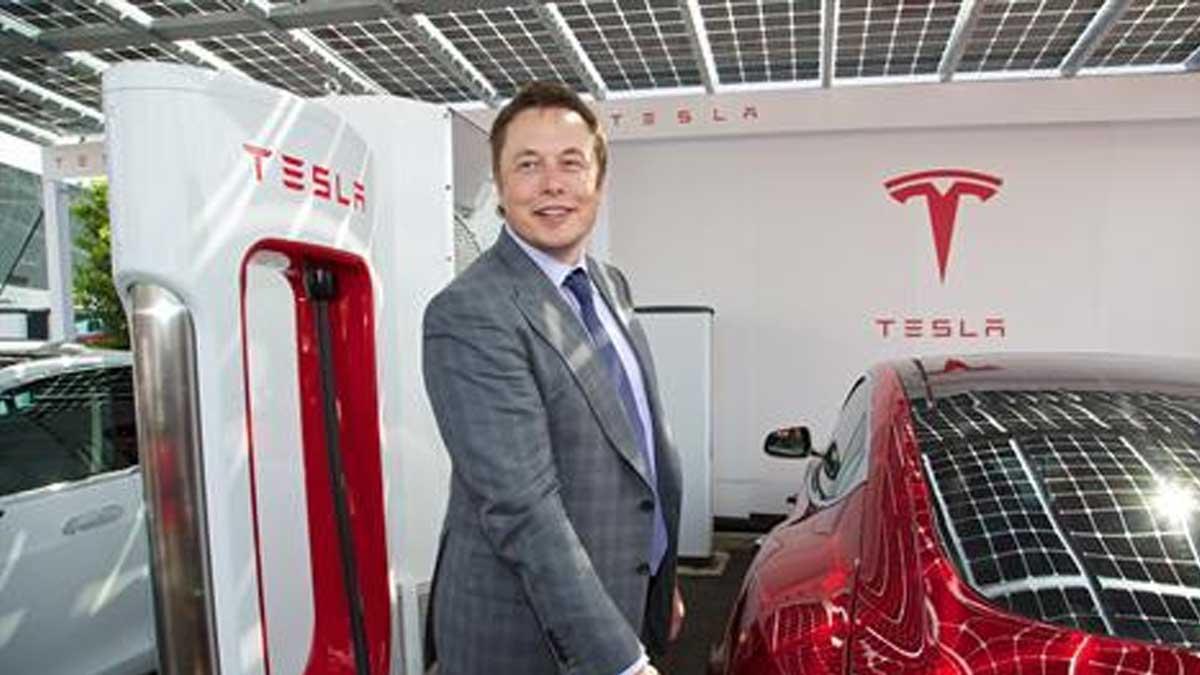 Elon Musk Announces Tesla's Robotaxi Unveiling on August 8