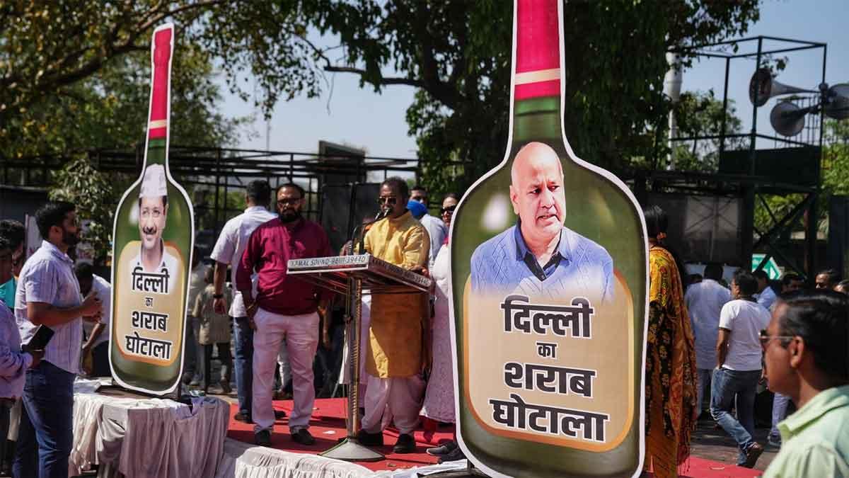 BJP-Demonstrates-in-Delhi-Demanding-Kejriwal's-Resignation-Amid-Corruption-Allegations