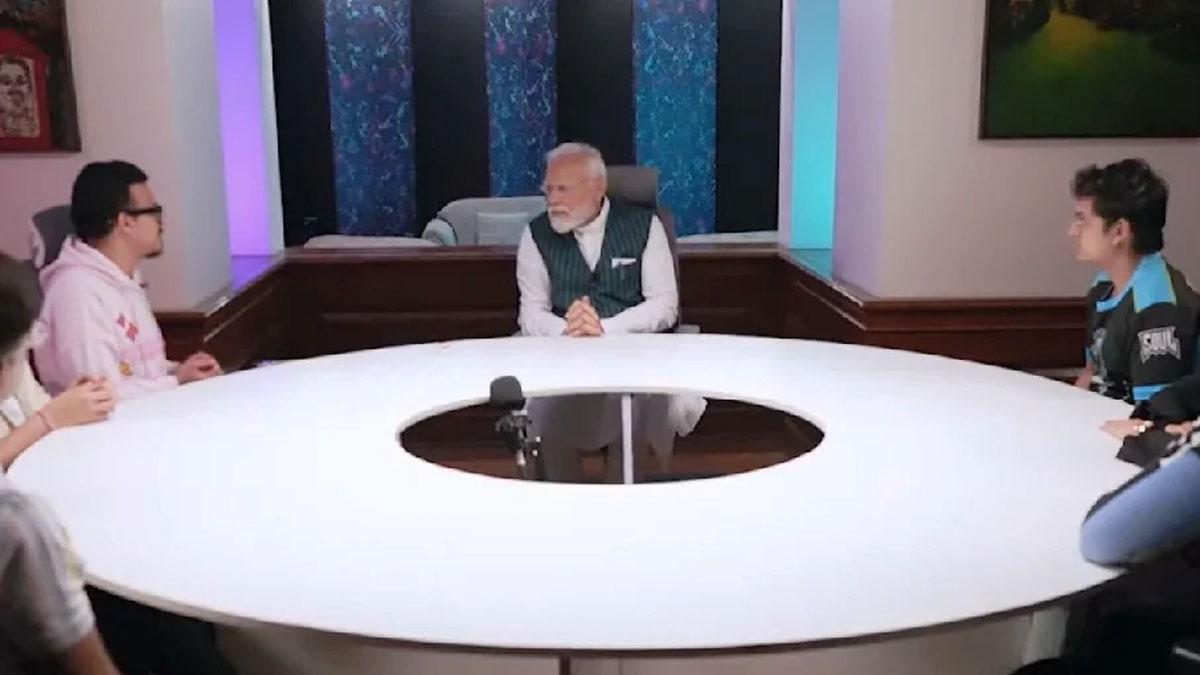 Prime-Minister-Narendra-Modi-expressed-his-views-on-the-burgeoning-world-of-esports-during-a-candid-interaction-with-prominent-Indian-gamers